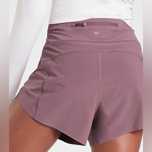 Athleta Pants - NWOT Athleta Run With It 3.5” Shorts